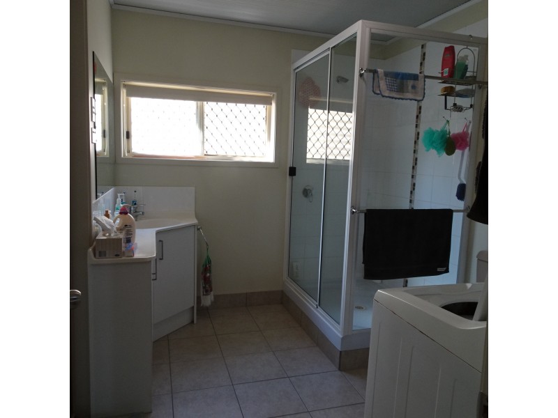 82 Oakview Drive, Redridge QLD 4660