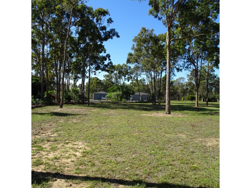 82 Oakview Drive, Redridge QLD 4660