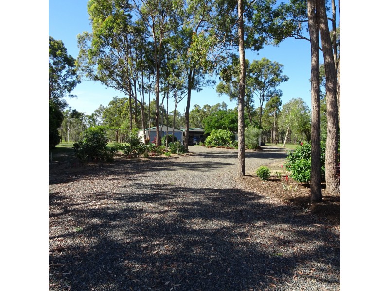 82 Oakview Drive, Redridge QLD 4660