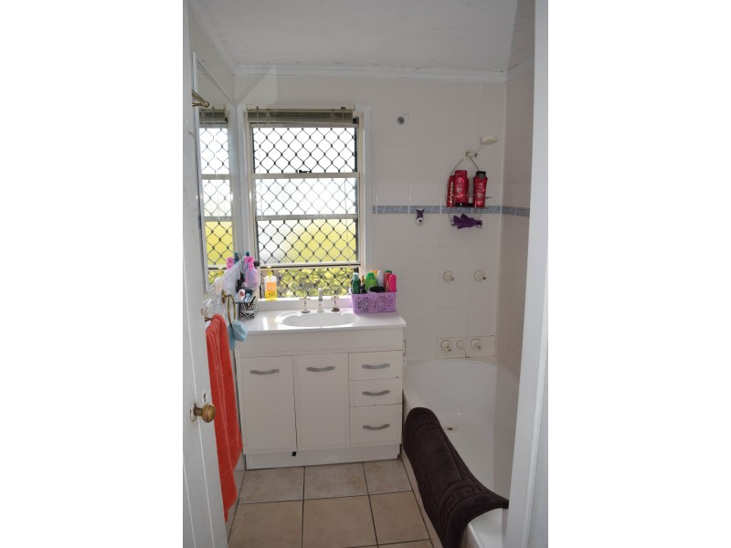 3 Tony Lutvey Avenue, Gayndah QLD 4625