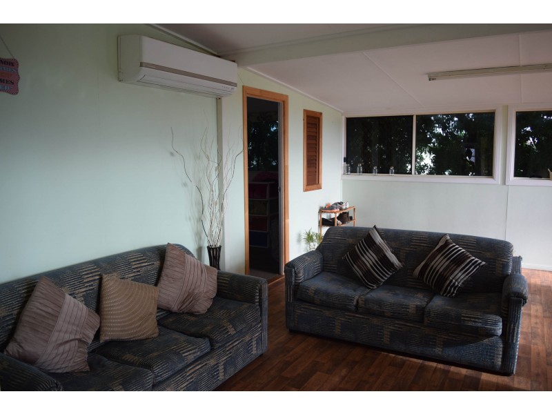 3 Tony Lutvey Avenue, Gayndah QLD 4625