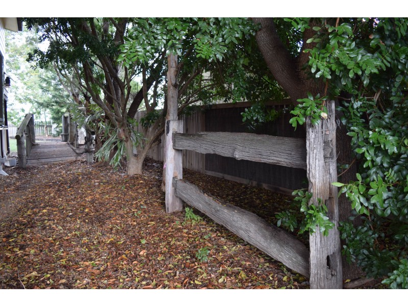 3 Tony Lutvey Avenue, Gayndah QLD 4625