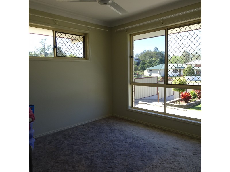 10 COCKATOO COURT, Apple Tree Creek QLD 4660