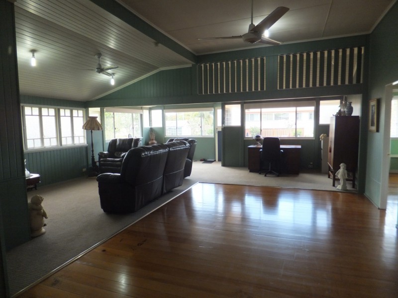 37 NELSON STREET, Childers QLD 4660