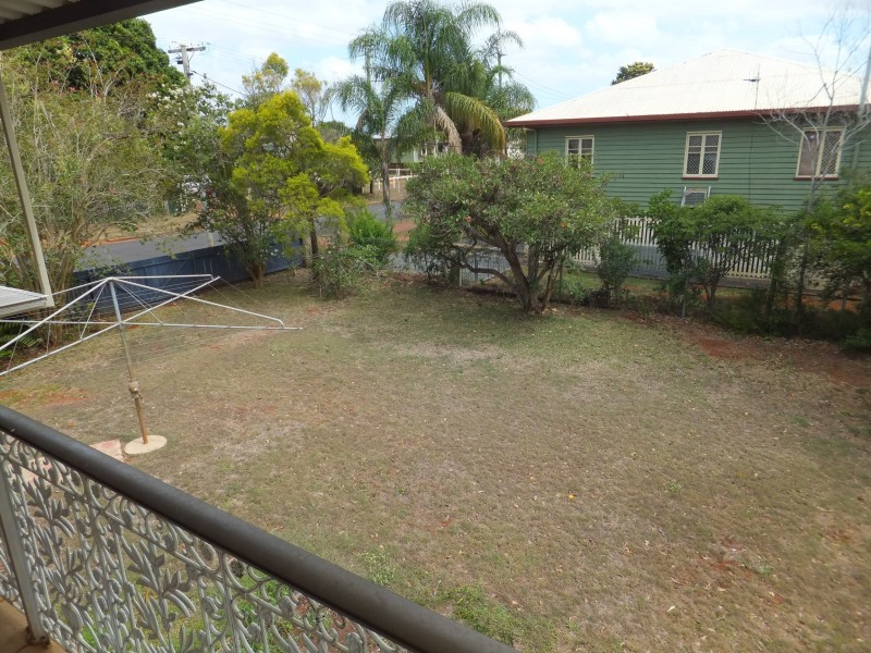 37 NELSON STREET, Childers QLD 4660