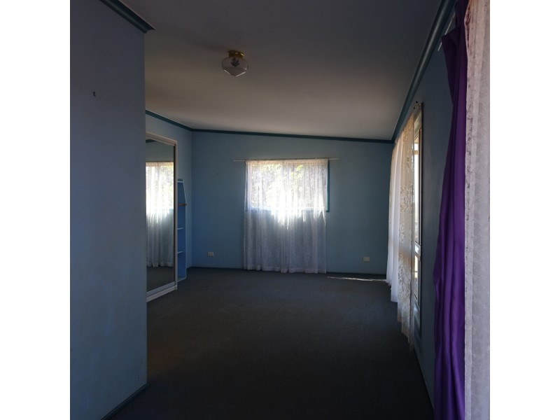 166 ABINGTON ROAD, Abington QLD 4660