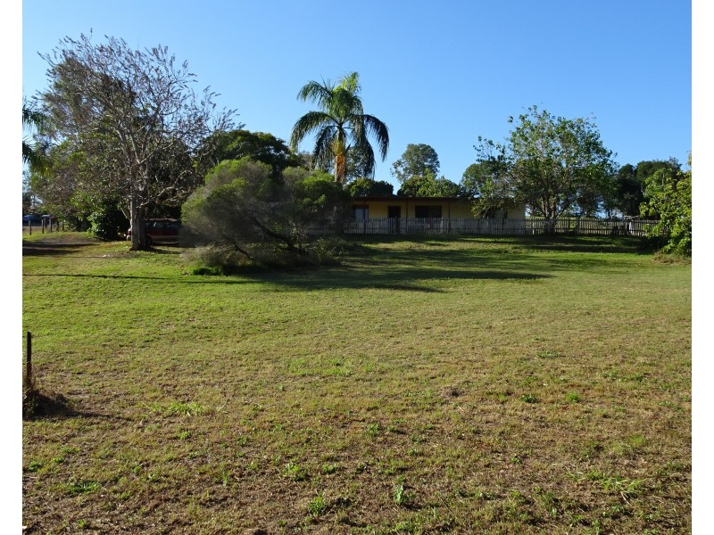 151 THOMPSON ROAD, Childers QLD 4660