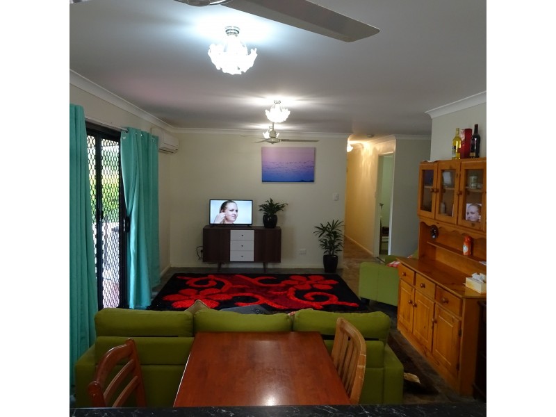 65 THOMPSON ROAD, Childers QLD 4660