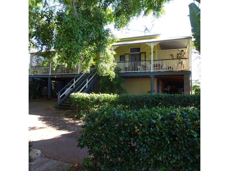 5 FEDERAL STREET, Childers QLD 4660