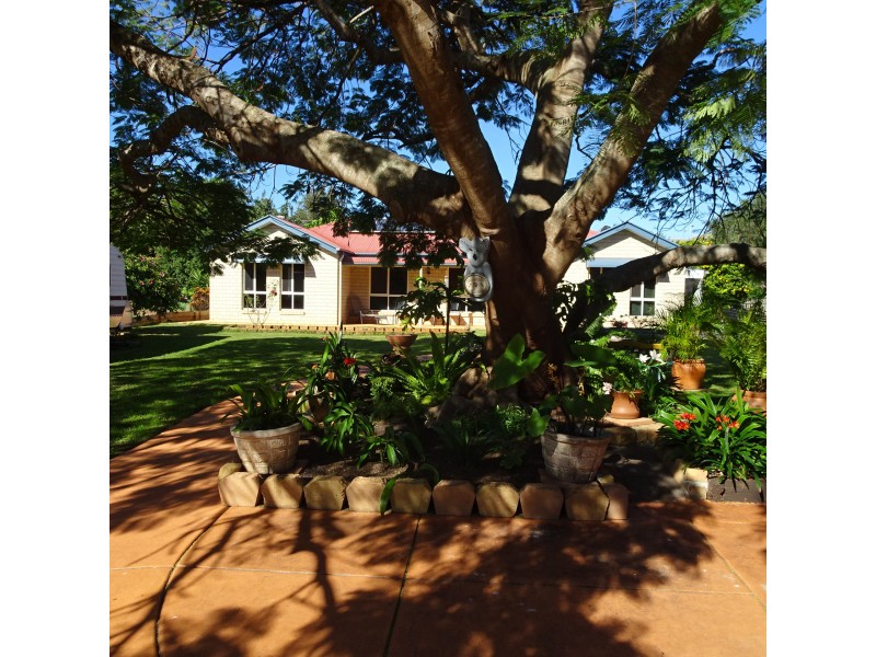 18 GAYDON STREET, Childers QLD 4660