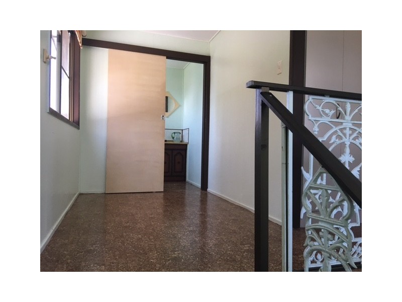 17 Hume Street, Buxton QLD 4660