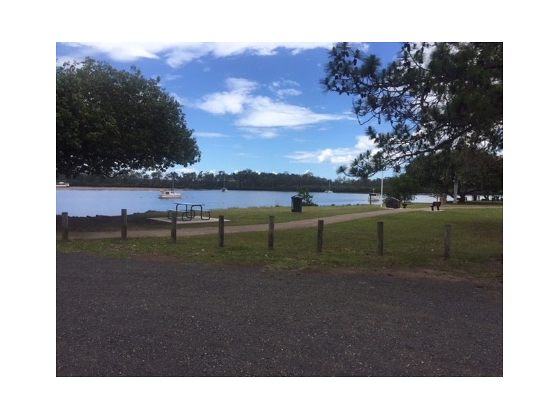 17 Hume Street, Buxton QLD 4660