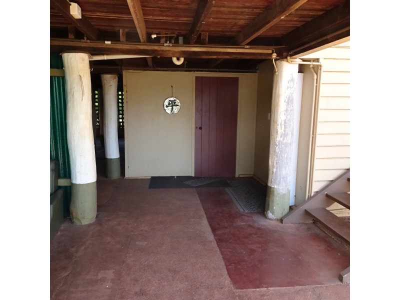 11 WEST STREET, Childers QLD 4660