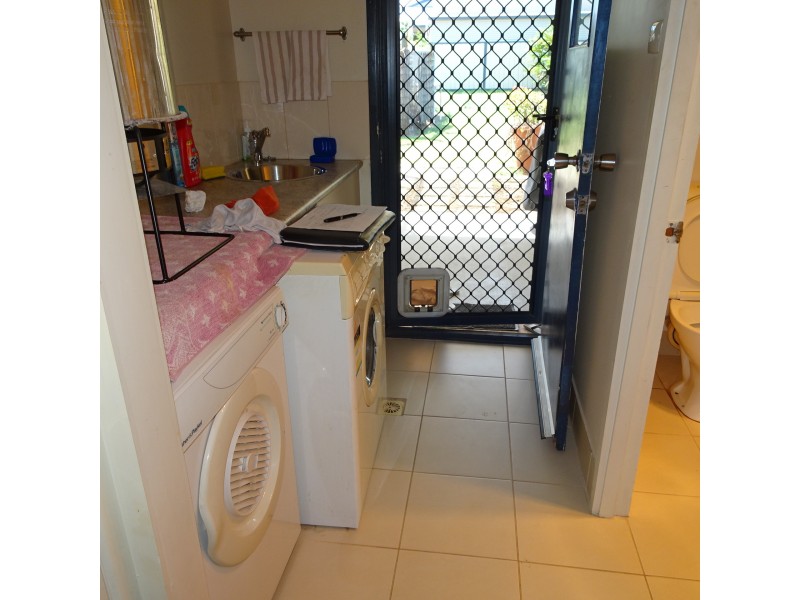 2 HULL STREET, Buxton QLD 4660