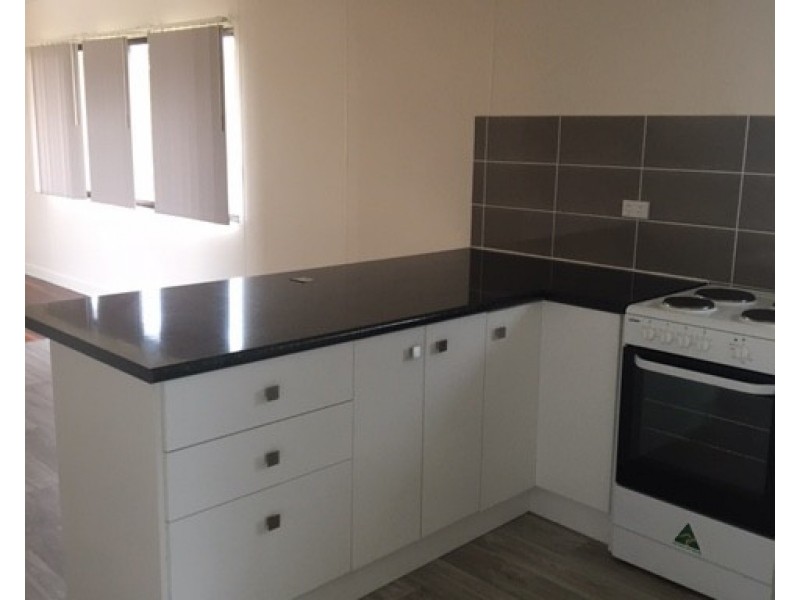 13 Lord Street, Childers QLD 4660