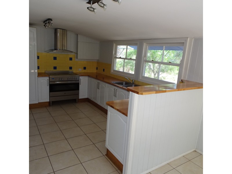 37 Kelvin Street, Apple Tree Creek QLD 4660