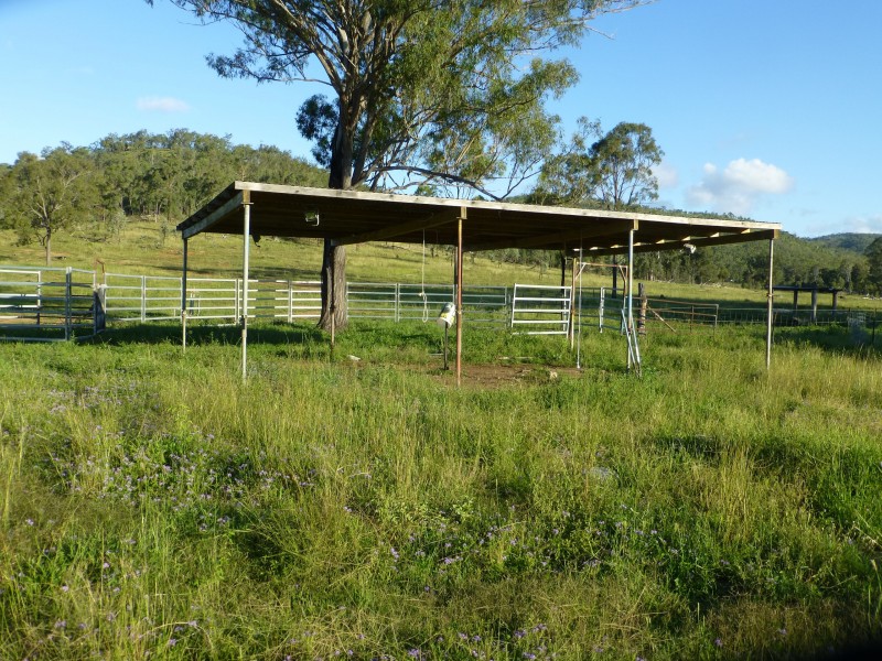 Coalstoun Lakes QLD 4621