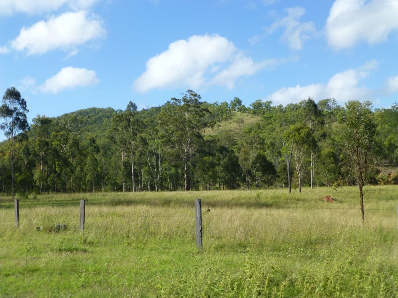 Coalstoun Lakes QLD 4621