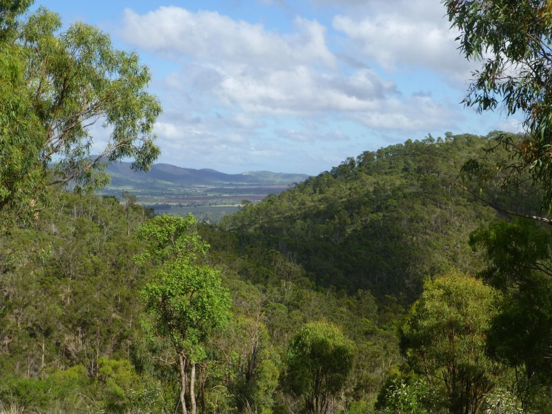 Coalstoun Lakes QLD 4621