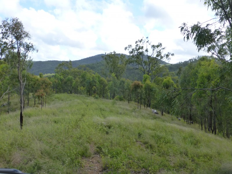 Coalstoun Lakes QLD 4621