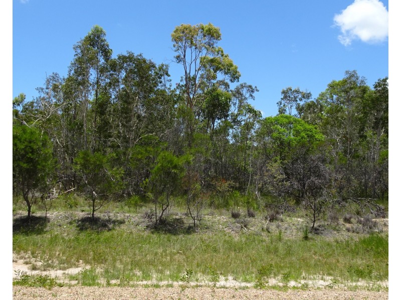 20 Pioneer Road, Buxton QLD 4660