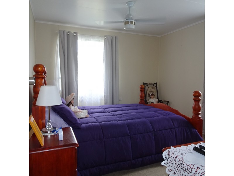 26 Travis Street, Buxton QLD 4660