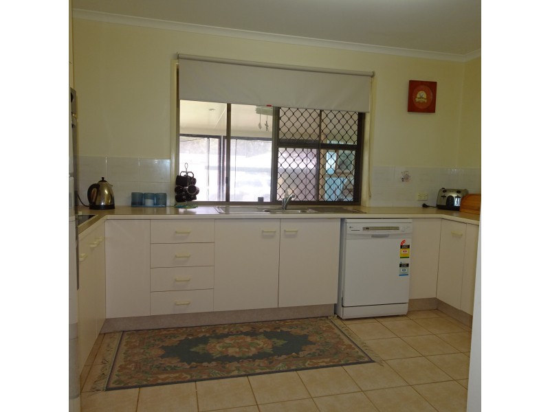 181 Sunnybrae Circuit, Redridge QLD 4660