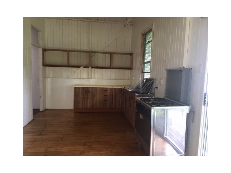 9233 Isis Highway, Dallarnil QLD 4621