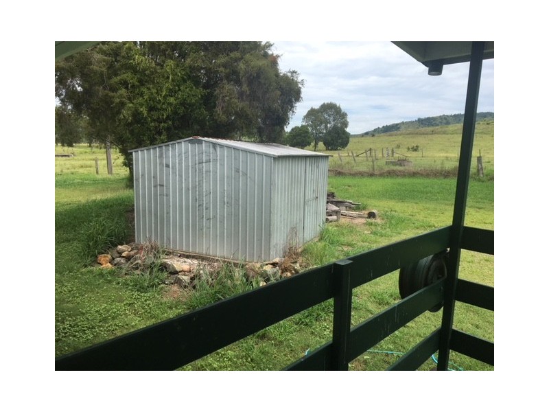 9233 Isis Highway, Dallarnil QLD 4621