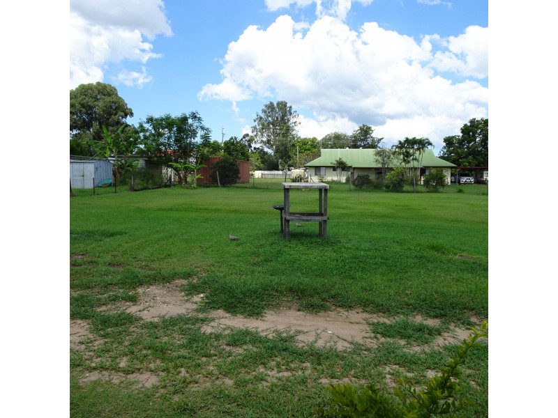 6 LEONARD COURT, Cordalba QLD 4660
