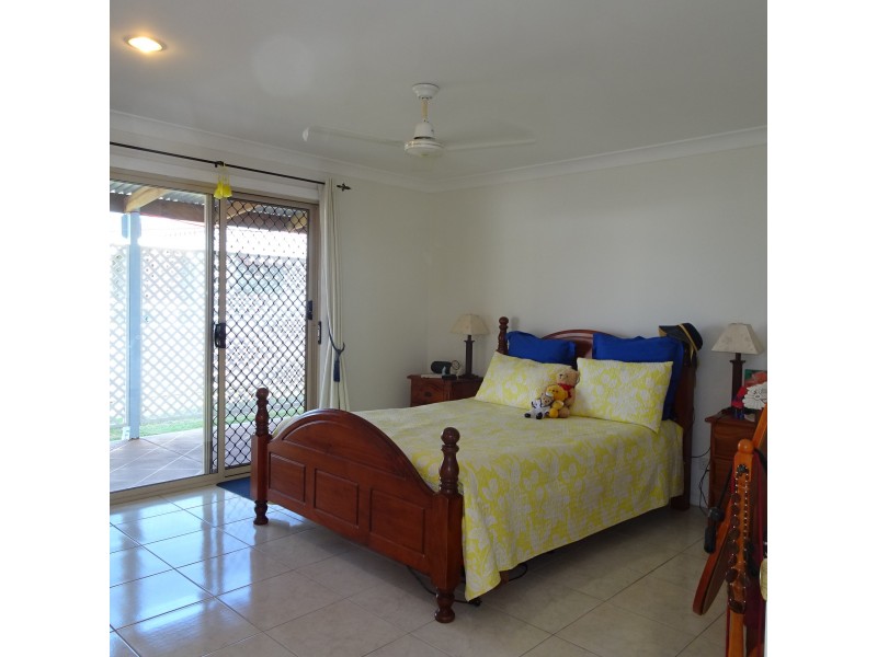 5 SMITH STREET, Buxton QLD 4660