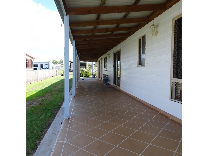 5 SMITH STREET, Buxton QLD 4660