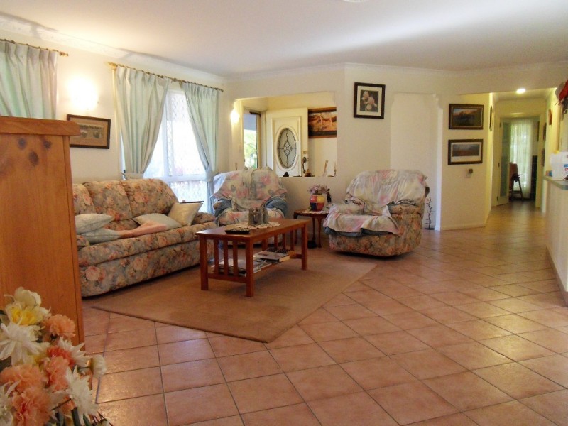 131 SUNNYBRAE CIRCUIT, Redridge QLD 4660
