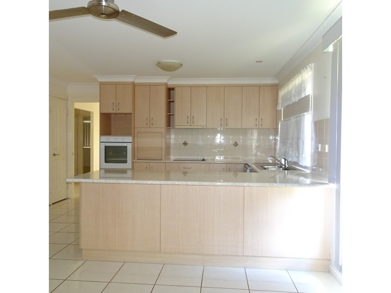 5 CANECUTTER COURT, Childers QLD 4660