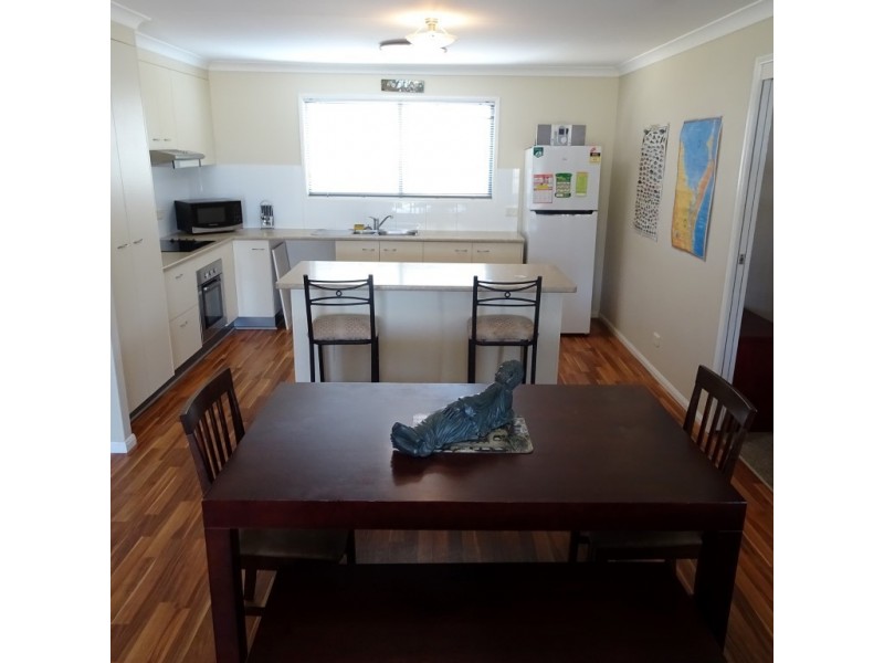 9 GREEN COURT, Buxton QLD 4660