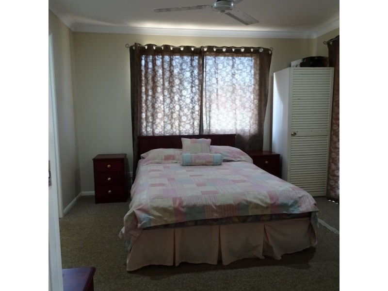 9 GREEN COURT, Buxton QLD 4660