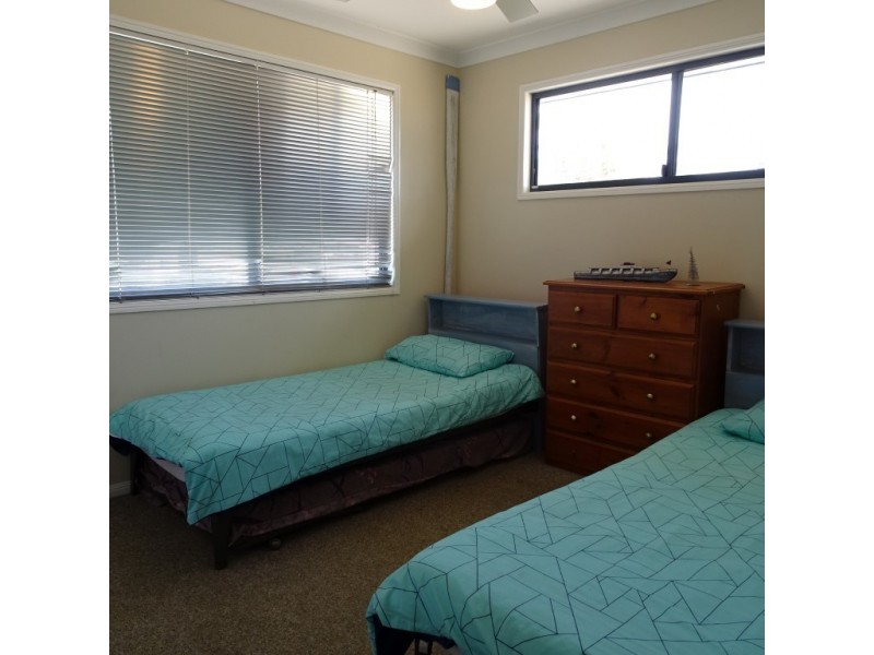 9 GREEN COURT, Buxton QLD 4660