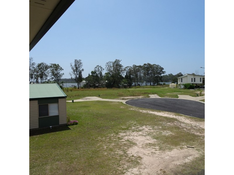 9 GREEN COURT, Buxton QLD 4660