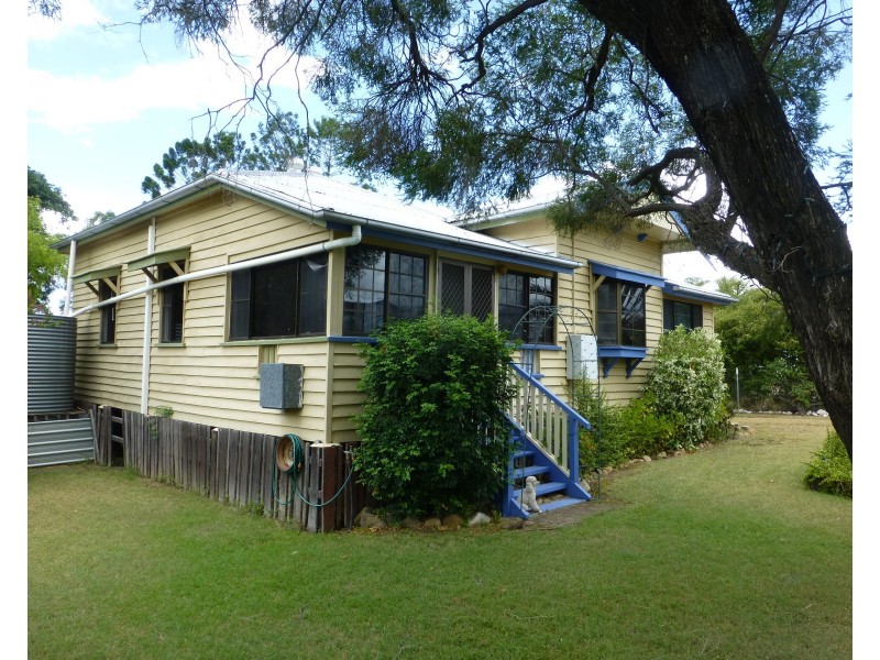 13 ALFRED STREET, Biggenden QLD 4621