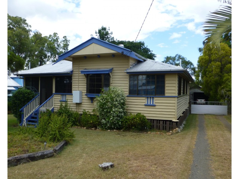 13 ALFRED STREET, Biggenden QLD 4621