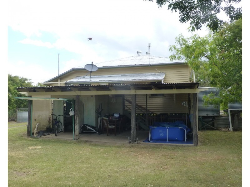 13 ALFRED STREET, Biggenden QLD 4621
