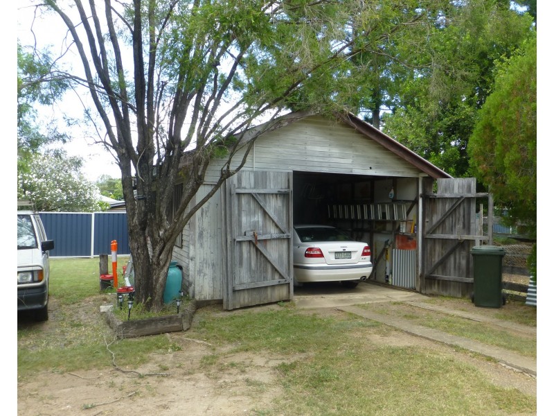 13 ALFRED STREET, Biggenden QLD 4621