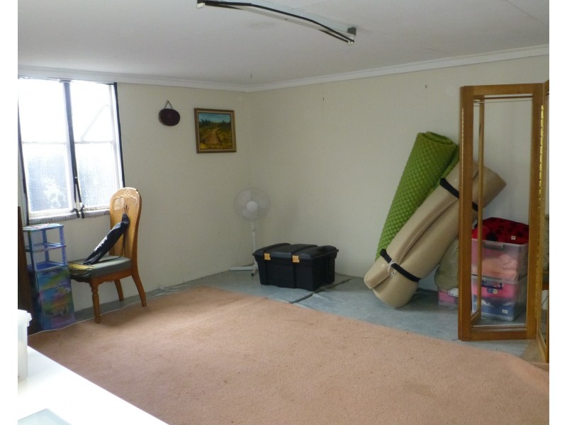 13 ALFRED STREET, Biggenden QLD 4621