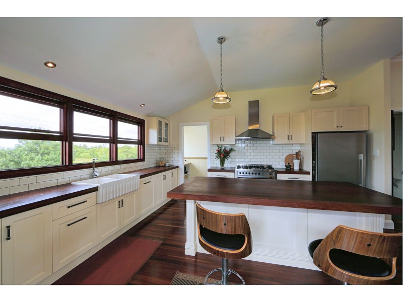 176 HUXLEY ROAD, North Isis QLD 4660