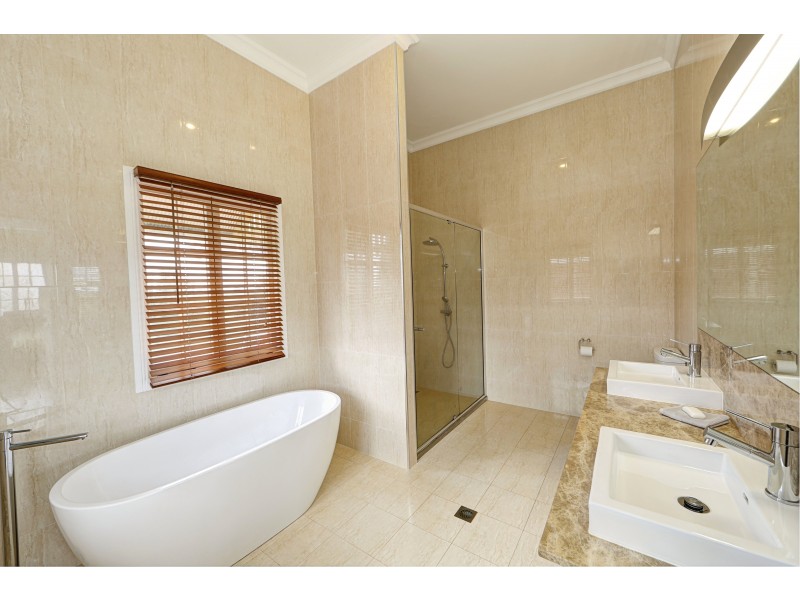 176 HUXLEY ROAD, North Isis QLD 4660