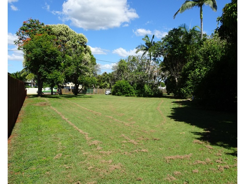 2A NEW STREET, Childers QLD 4660