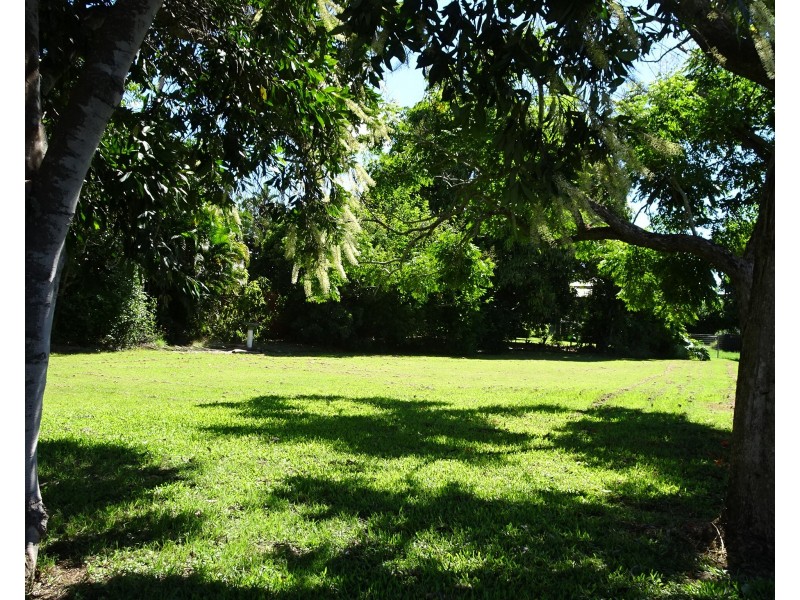 2A NEW STREET, Childers QLD 4660