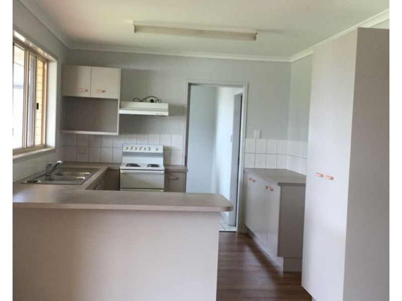 25 Broadhurst Street, Childers QLD 4660