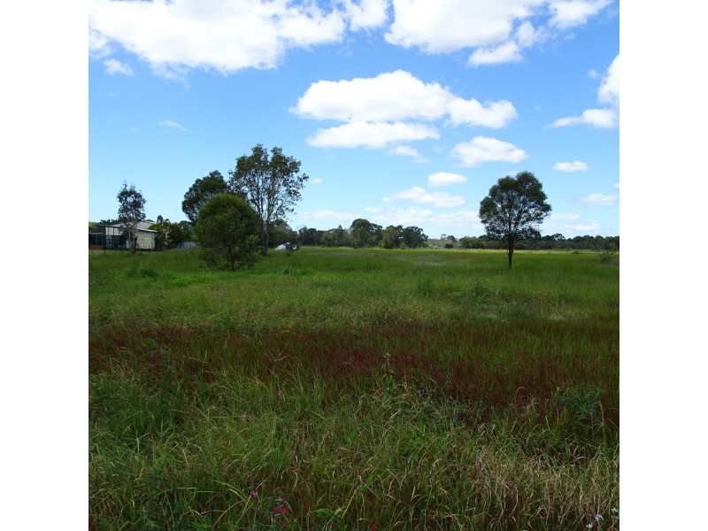 9 RIVER ROAD, Buxton QLD 4660