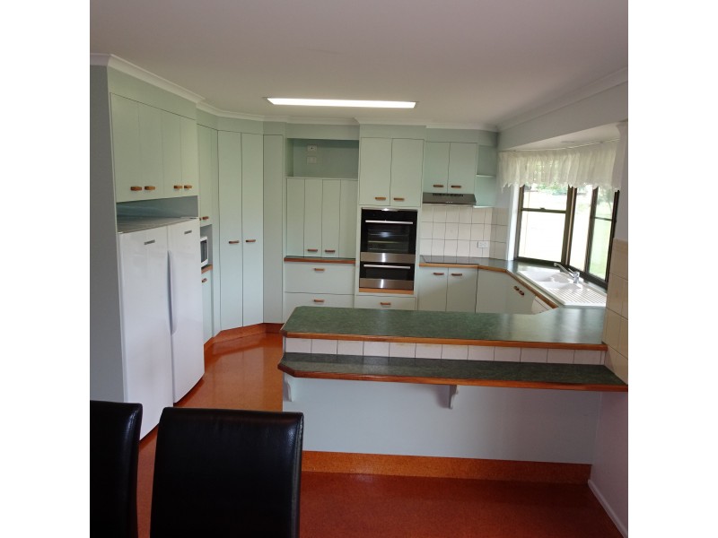 15 GREEN VALLEY COURT, North Isis QLD 4660